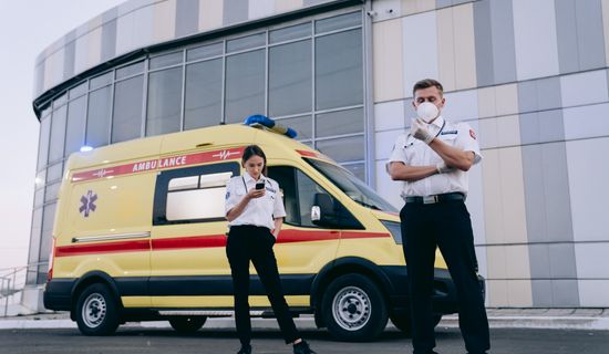 磐石救护车转运病人算来回费用吗？